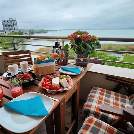 Apartment Vitorlas Panorama Wellness Apartman Club 218