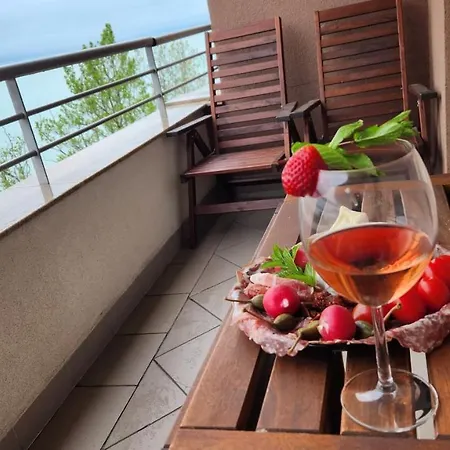 Vitorlas Panorama Wellness Apartman Club 218 * Siofok