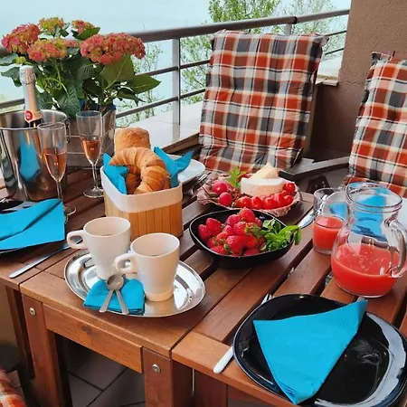Vitorlas Panorama Wellness Apartman Club 218 * Siofok